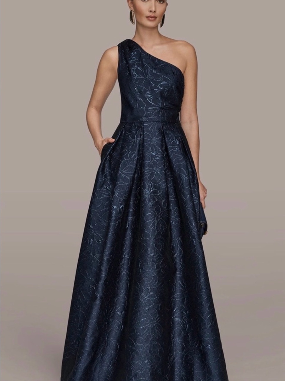 NEW Donna Karan One-Shoulder Navy Floral Jacquard Evening Gown